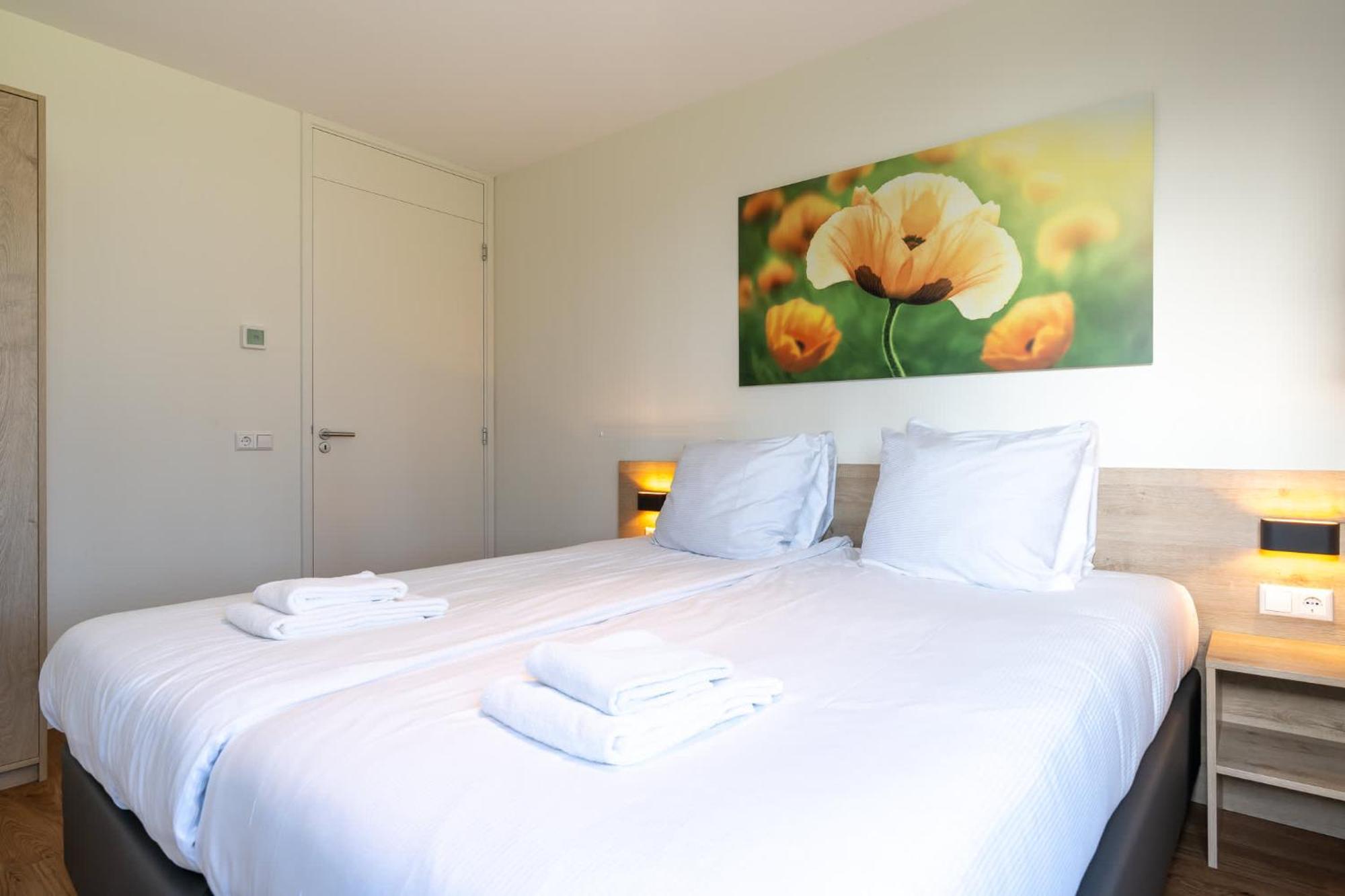 Hello Zeeland - Veerse Wende - Lamsoor 5 *